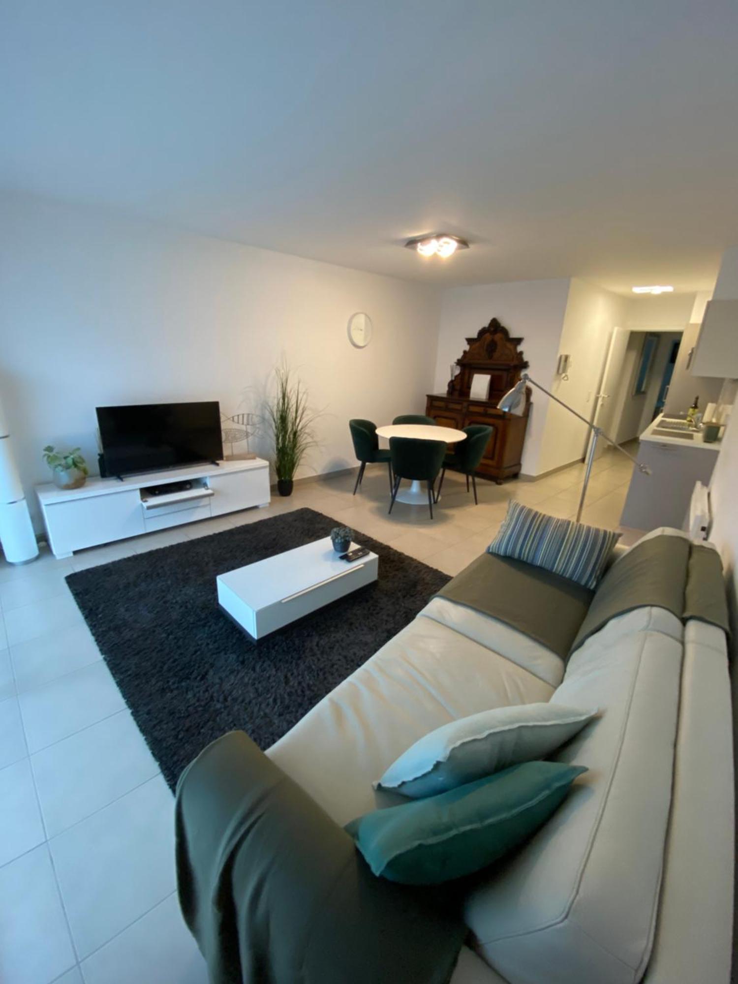 Gezellig Modern Appartement Met Optie Garagebox En In De Buurt Van Strand, Winkels En Restaurants Oostende Dış mekan fotoğraf